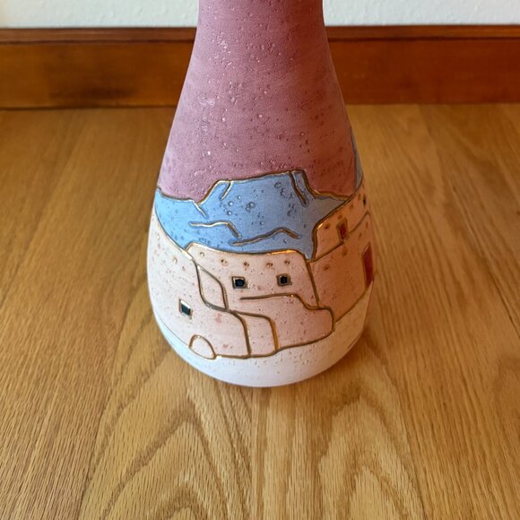 Signed Numbered Vera Russell Handmade Vase Pink Blue Mountains Pueblos Desert - Picture 8 of 12